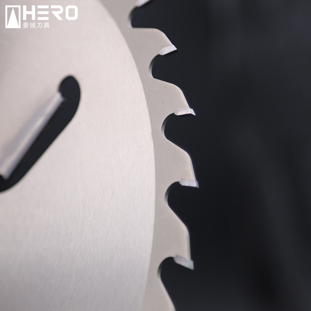 4 Inch Lumber Mill Circular Saw Blades Robust Structure For Ripping